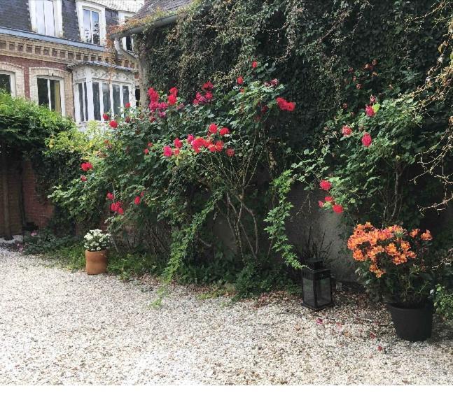 Maison Individuelle Dans Ancienne Ecurie Rouen Kültér fotó